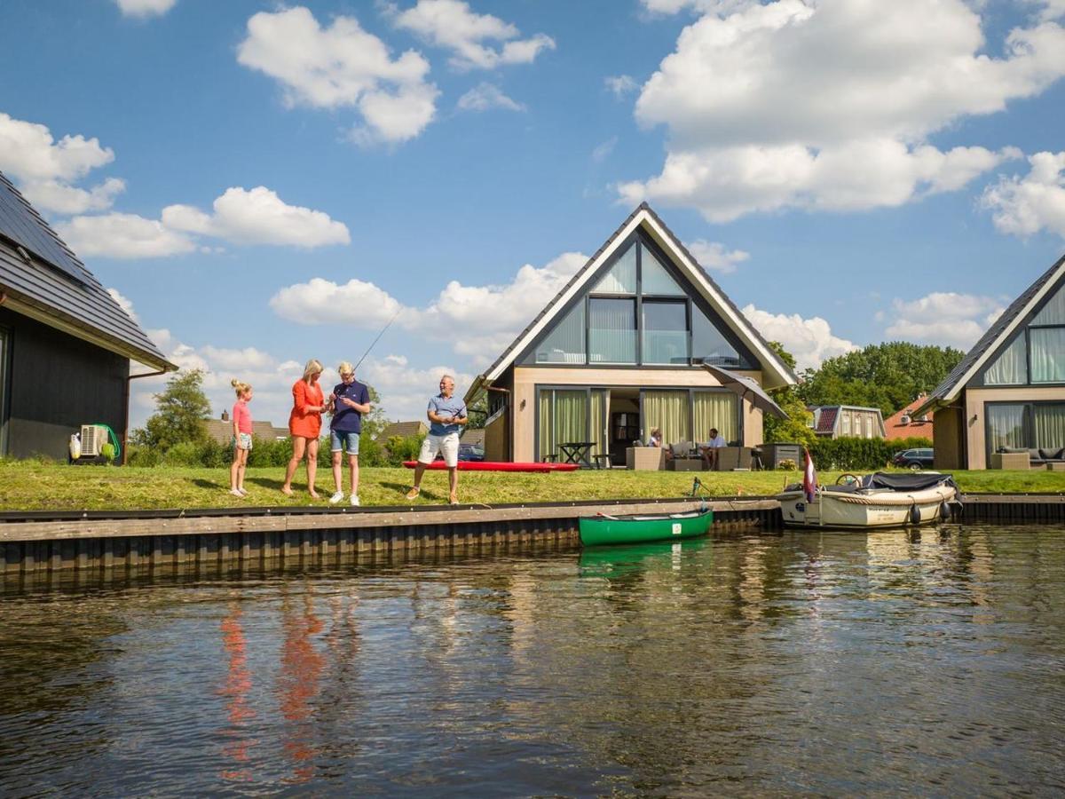 Landal Waterpark De Alde Feanen De Veenhoop Exterior photo